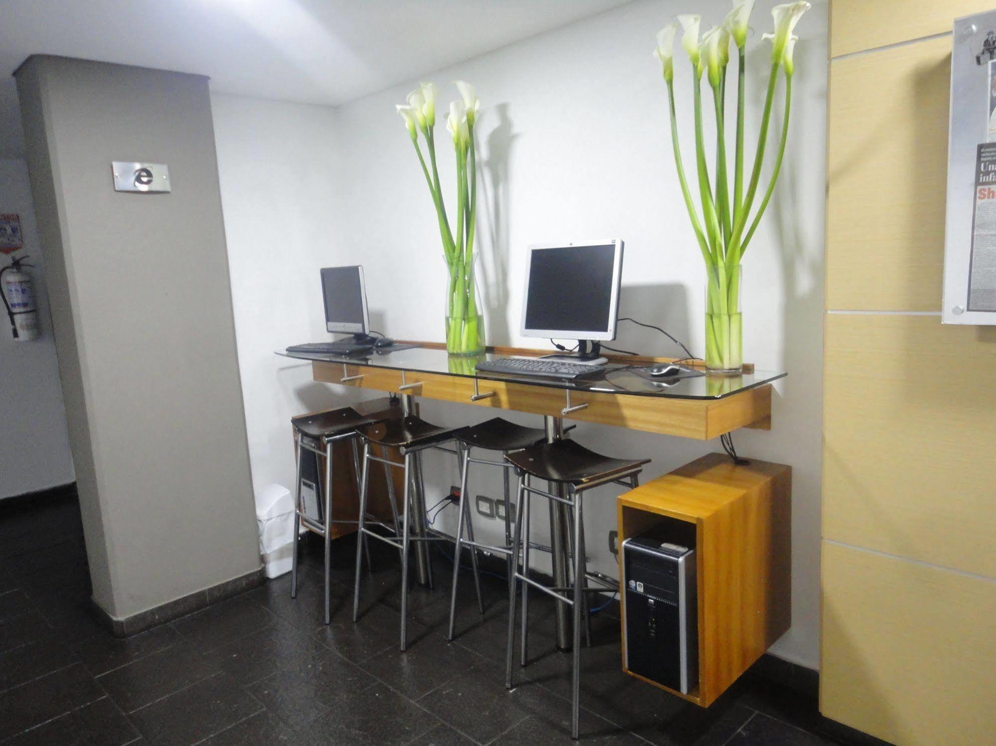 Travelers Obelisco Apartamentos Богота Экстерьер фото