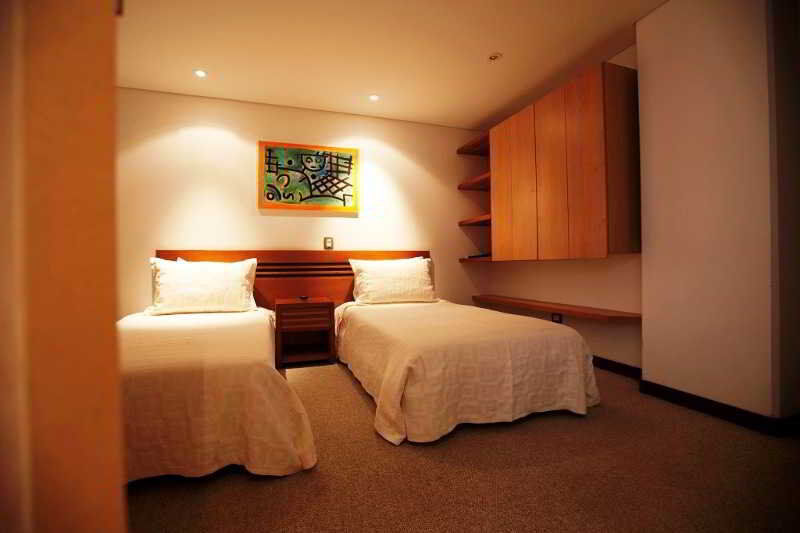 Travelers Obelisco Apartamentos Богота Экстерьер фото